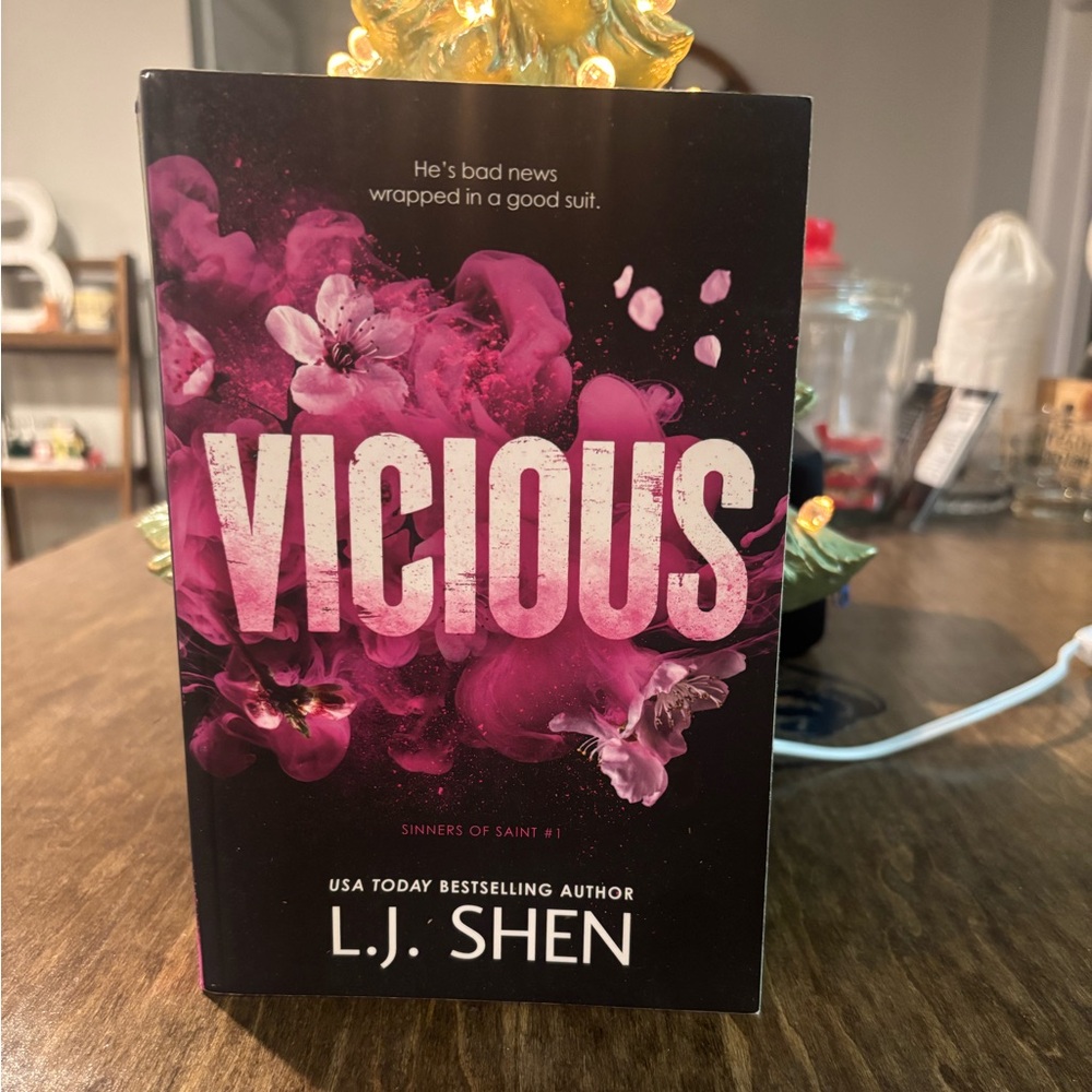 Vicious by L.J. Shen Book